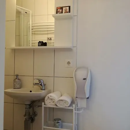 卡斯特尔酒店